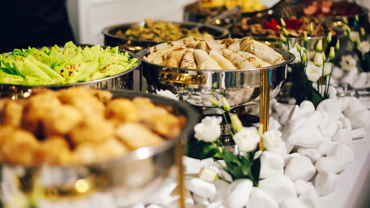 Tips Memilih Catering Pernikahan: Dari Food Testing sampai Kontrak