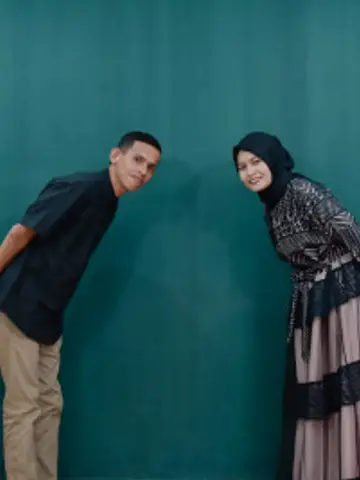 Awi & Mala